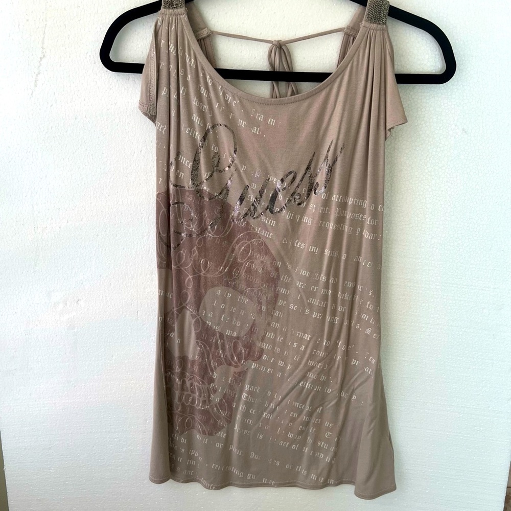 Guess top